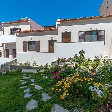 Spela House